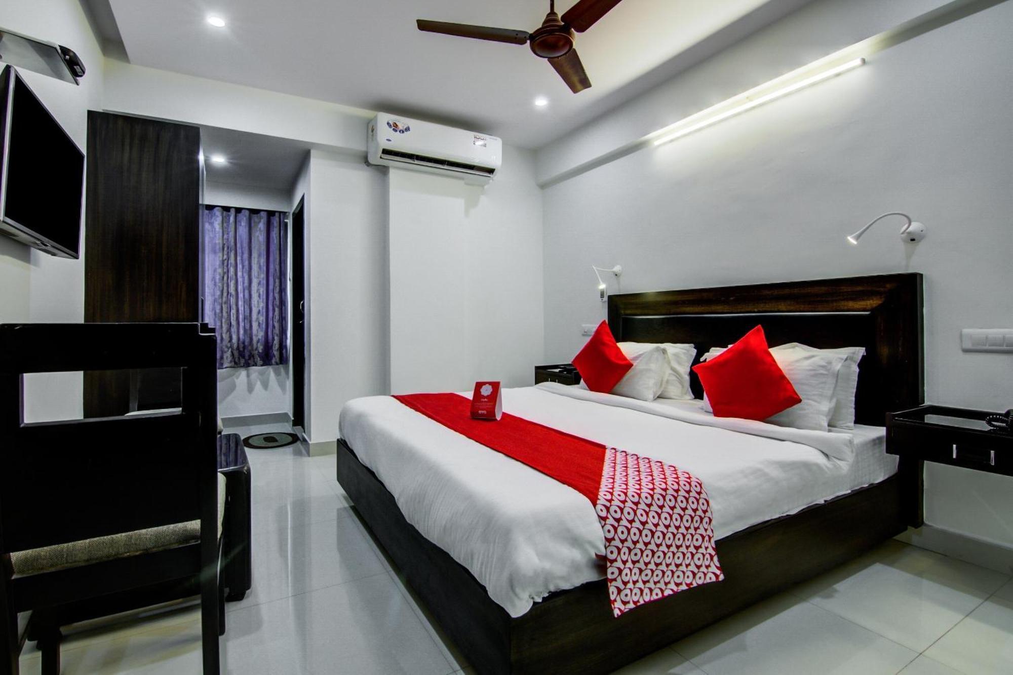 Super Collection O Ramachandra Residency Kurmannapalem Экстерьер фото