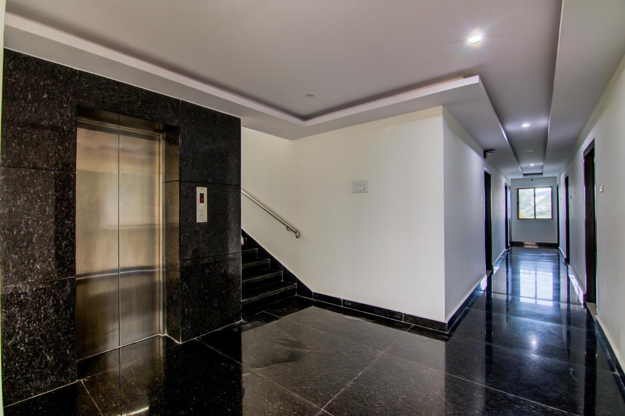 Super Collection O Ramachandra Residency Kurmannapalem Экстерьер фото